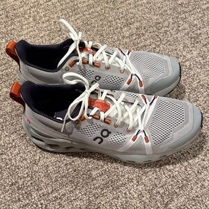 On Cloudsurfer Trail Men's White and Gray Athletic Shoes
